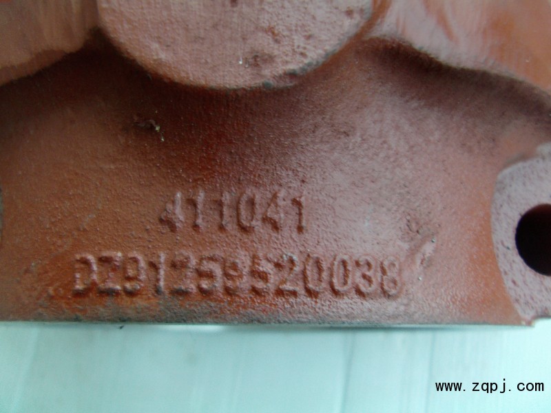 DZ91259520038德龍F3000平衡軸殼特價銷售260元/DZ91259520038