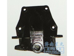,歐曼前簧后支架,濟(jì)南星光汽車配件銷售中心