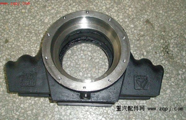AZ9770520235,平衡軸殼,濟(jì)南約書(shū)亞汽車(chē)配件有限公司（原華魯信業(yè)）