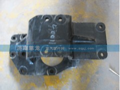 DZ95319470011,陜汽德龍F(tuán)3000方向機(jī)支架,濟(jì)南尊龍(原天盛)陜汽配件銷(xiāo)售有限公司