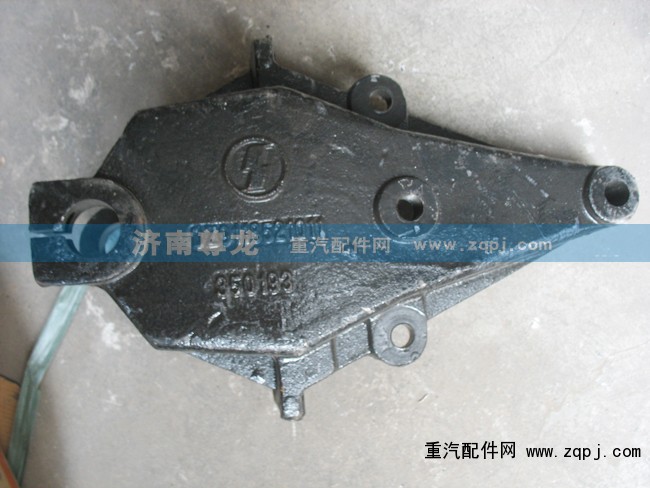 DZ9118521011,陜汽德龍F(tuán)3000前鋼板前支架,濟(jì)南尊龍(原天盛)陜汽配件銷(xiāo)售有限公司
