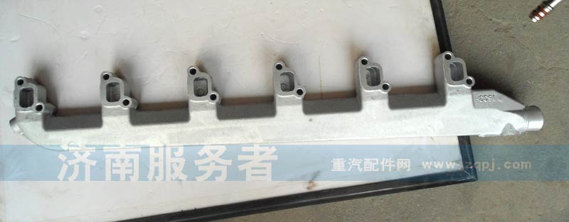 發(fā)動機(jī)出水管61500040102/61500040102