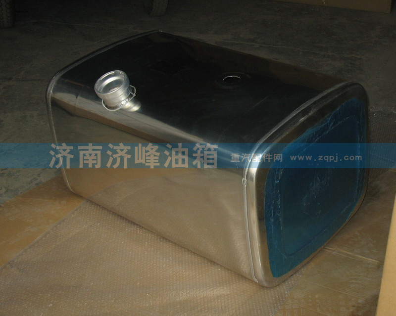 WG9925550011,豪沃A7 600L方形油箱WG9925550011,濟南濟峰油箱廠