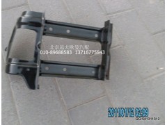 H1545011017A0,腳踏板護(hù)罩支架自卸右上,北京遠(yuǎn)大歐曼汽車(chē)配件有限公司