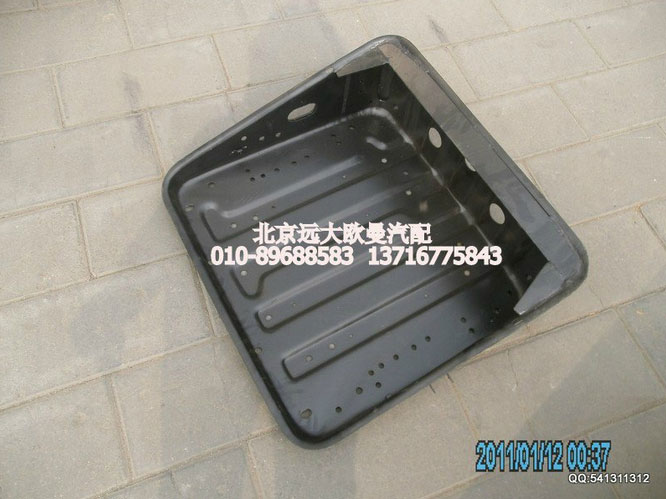 1424236100004,電瓶箱體,北京遠大歐曼汽車配件有限公司