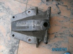 1325129202003,前鋼板后支架左,北京遠大歐曼汽車配件有限公司