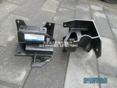 1B220531H0132,右連接支架,北京遠(yuǎn)大歐曼汽車配件有限公司
