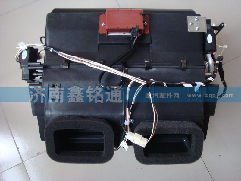 德龍F3000電動帶空調暖風機總成DZ13241841103/DZ13241841103