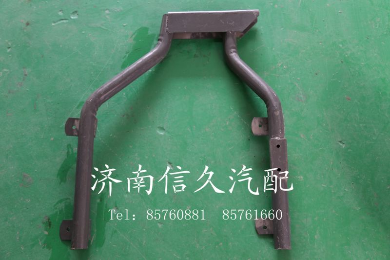 9725952011,后輪擋泥板中間支架,濟(jì)南信久汽配銷售中心