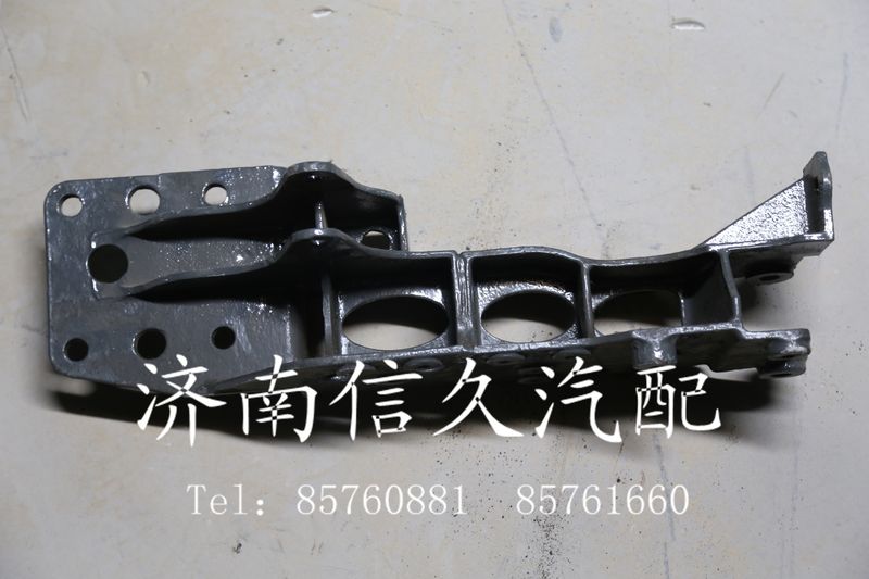 1642448082,右下支架,濟南信久汽配銷售中心