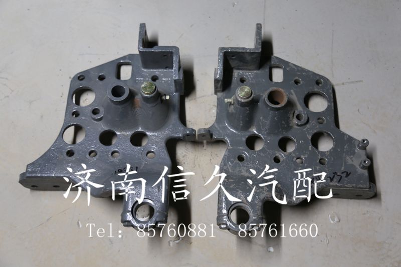 1682430232,前懸翻轉支架,濟南信久汽配銷售中心
