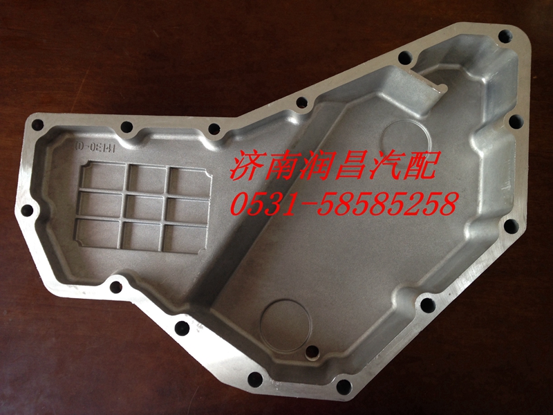 重汽豪沃發(fā)動機(jī)機(jī)油冷卻器蓋VG1557010014A/VG1557010014A