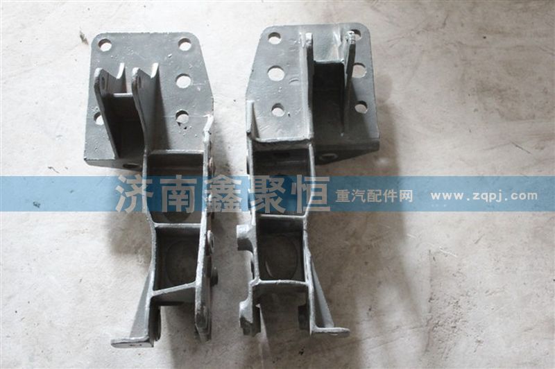 1642440012,HOWO 液壓鎖下支架 右,濟(jì)南鑫聚恒汽車配件有限公司