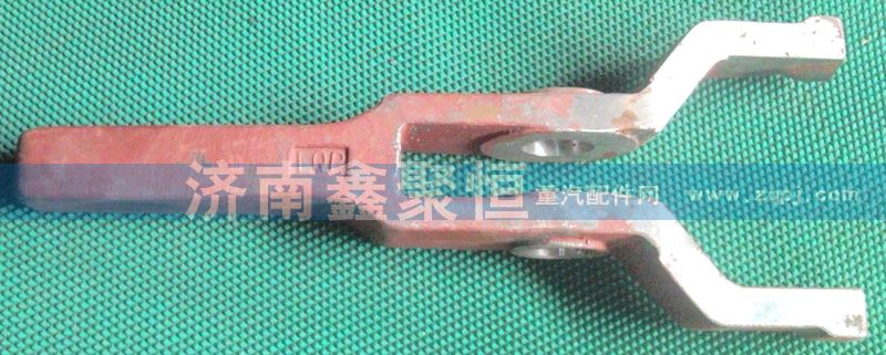 JS180-1601021-9,離合器分離叉,濟(jì)南鑫聚恒汽車配件有限公司