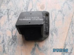 1325110102004,前懸置右支撐,北京遠(yuǎn)大歐曼汽車配件有限公司