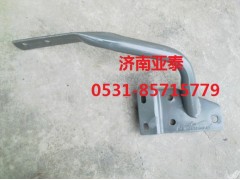 WG9725190916,重汽豪沃下進氣道支架,濟南市銘卡汽車配件配件廠