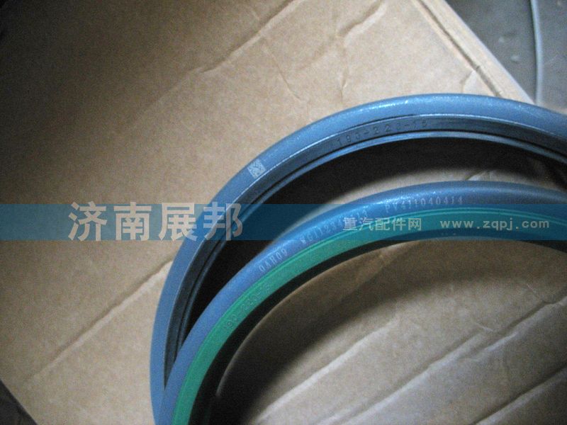 WG9112340113-114,后輪內(nèi)外油封,濟(jì)南冠澤卡車配件營(yíng)銷中心