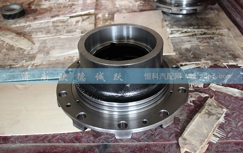 QT300S50-3104001,青特QTS300后輪轂,濟南歐德泉躍汽車配件有限公司