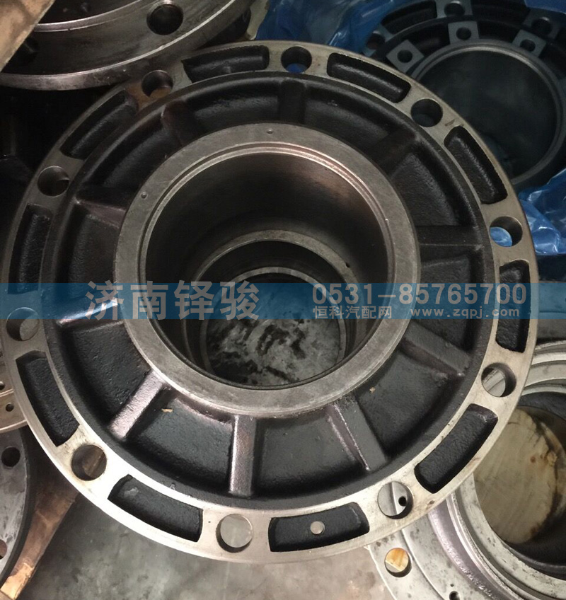 812-35700-6136,盤式后輪轂,濟南信達重汽配件有限公司