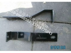 1425111981317,中冷管支架.,北京遠(yuǎn)大歐曼汽車(chē)配件有限公司