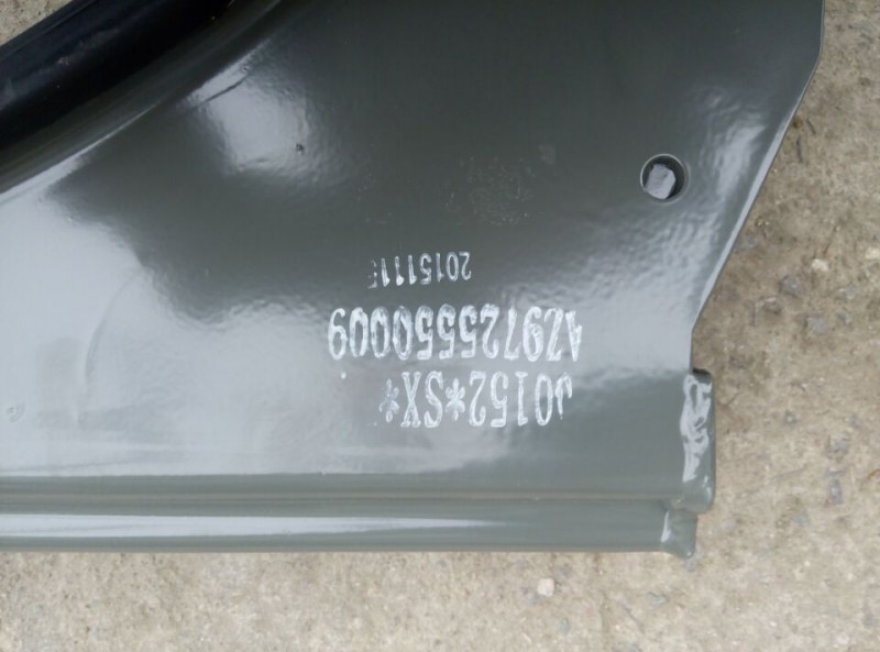 AZ9725550009,D型油箱支架總成,濟南明鉅汽車配件有限公司（原濟南協(xié)力）