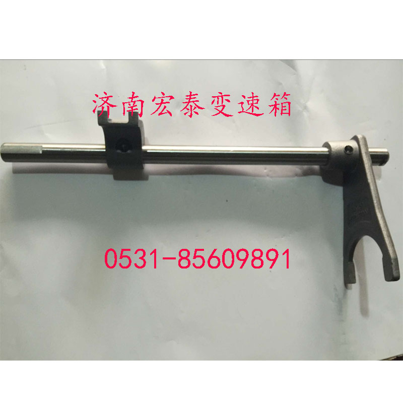 倒爬檔撥叉軸總成/AZ220322000