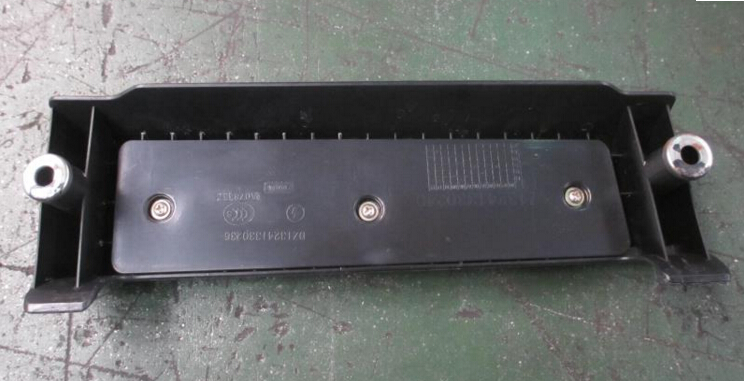 DZ13241330140,右車門護(hù)手總成,濟(jì)南尊龍(原天盛)陜汽配件銷售有限公司