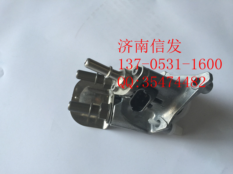 202V27120-0008 重汽豪沃T7H尿素噴嘴/尿素噴嘴 202V27120-0008博世0444043009-D