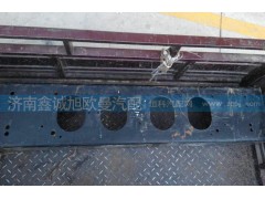 1325140302006,前加強梁,濟南鑫誠旭歐曼汽車配件有限公司