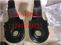 陜汽通力征服者濰柴揚(yáng)州盛達(dá)鵬翔35T礦用寬體車后制動調(diào)整臂/SQ3502145KG02