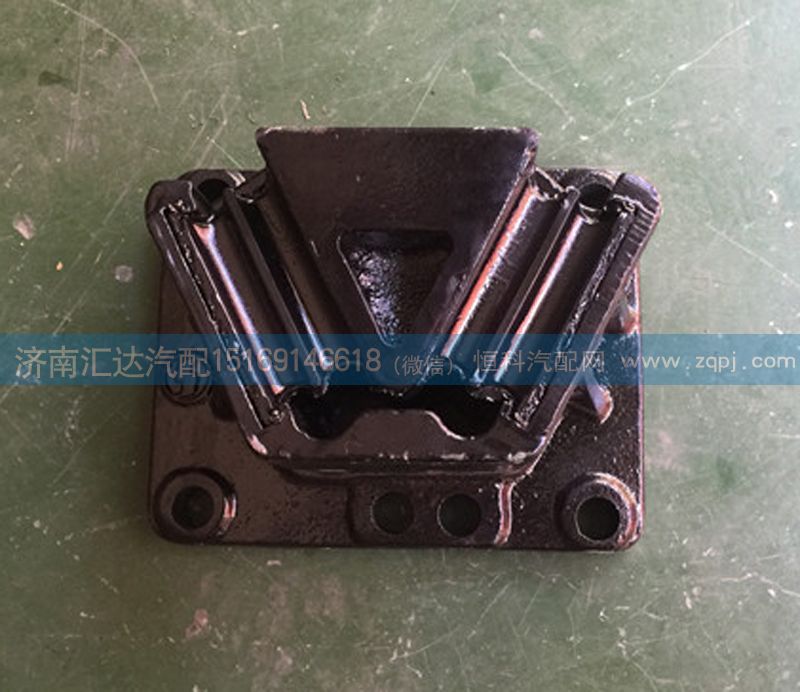 陜汽德龍新M3000發(fā)動機(jī)前腳墊DZ95259590087/DZ95259590087