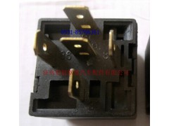 1B24937500005,通用繼電器(5齒)24V40A,濟南愷航歐曼汽車配件有限公司
