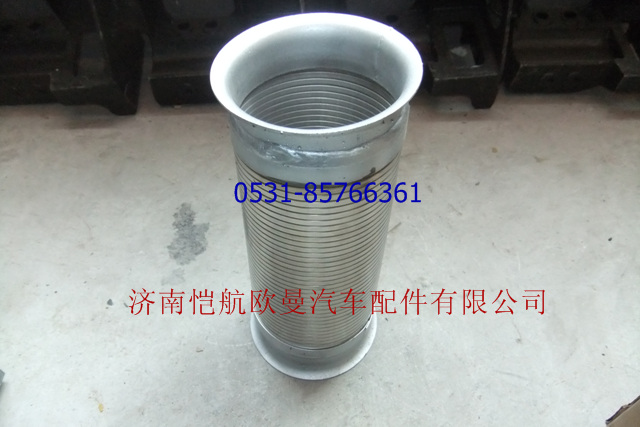 1531312001002,繞形軟管，,濟南愷航歐曼汽車配件有限公司
