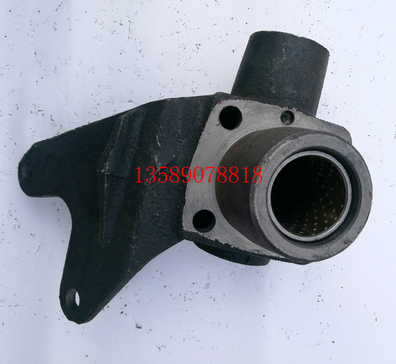 AZ9100410036-1,斯太爾轉(zhuǎn)向節(jié)支架,濟(jì)南聯(lián)樂(lè)汽車(chē)零部件有限公司