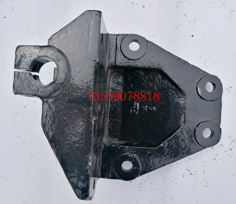 H0292190009A0,歐曼前簧后支架,濟(jì)南聯(lián)樂(lè)汽車(chē)零部件有限公司