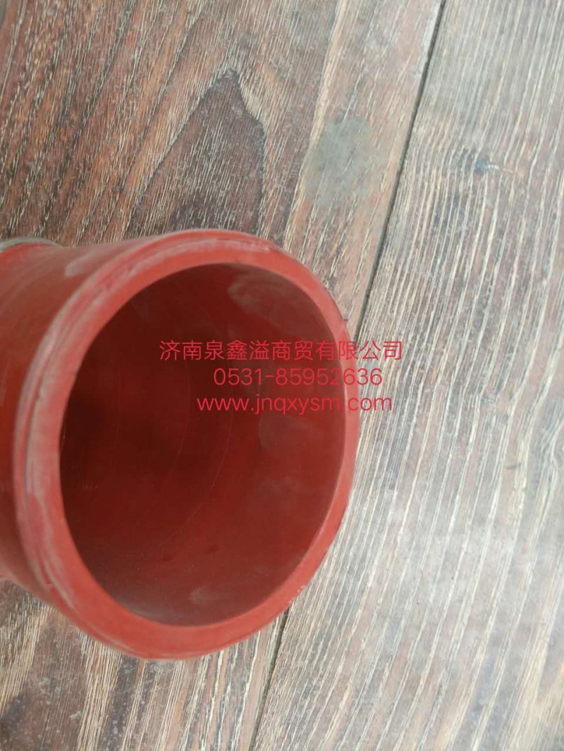 100111900041,中冷器出氣管總成,濟(jì)南泉鑫溢商貿(mào)有限公司