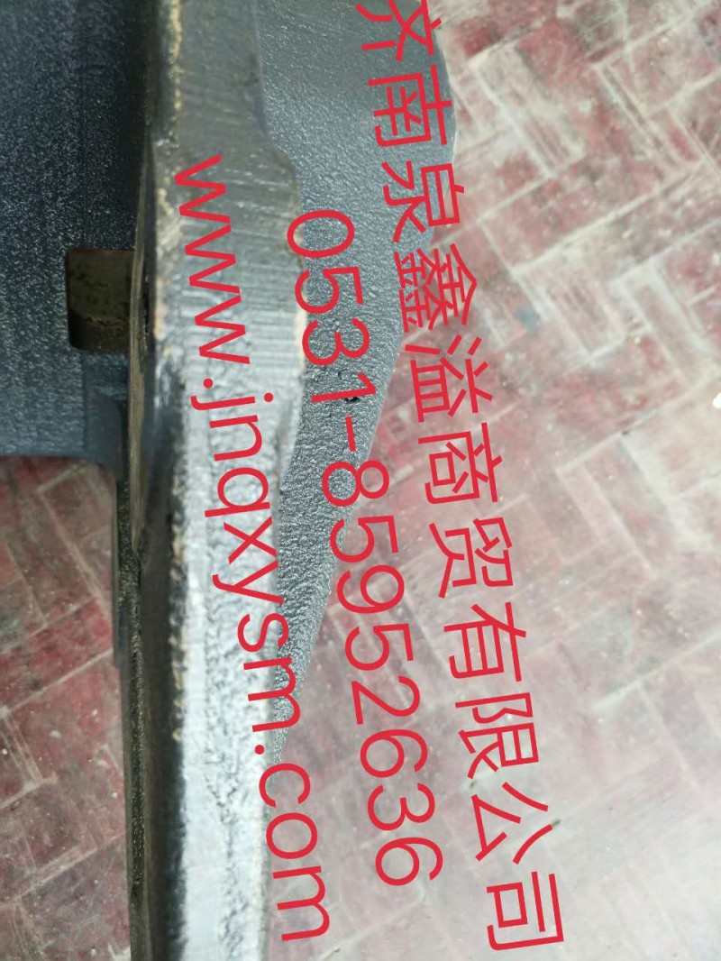 100290200032,二軸板簧卷耳左支架,濟南泉鑫溢商貿有限公司