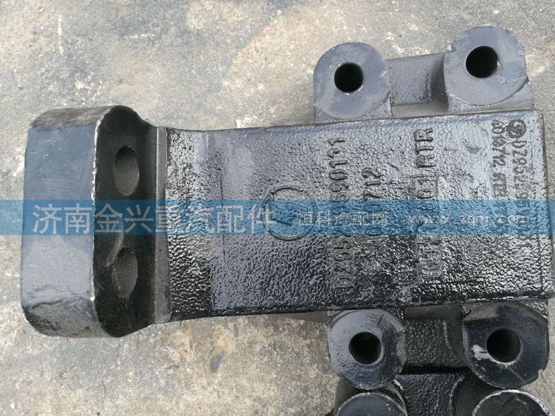 DZ95259590132,德龍發(fā)動(dòng)機(jī)支架,濟(jì)南聯(lián)樂汽車零部件有限公司