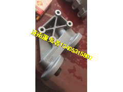 機(jī)油濾清器座/612600070343