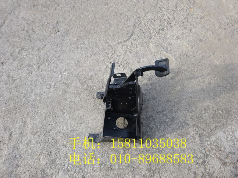 1432116380002,離合器踏板總成,北京遠大歐曼汽車配件有限公司