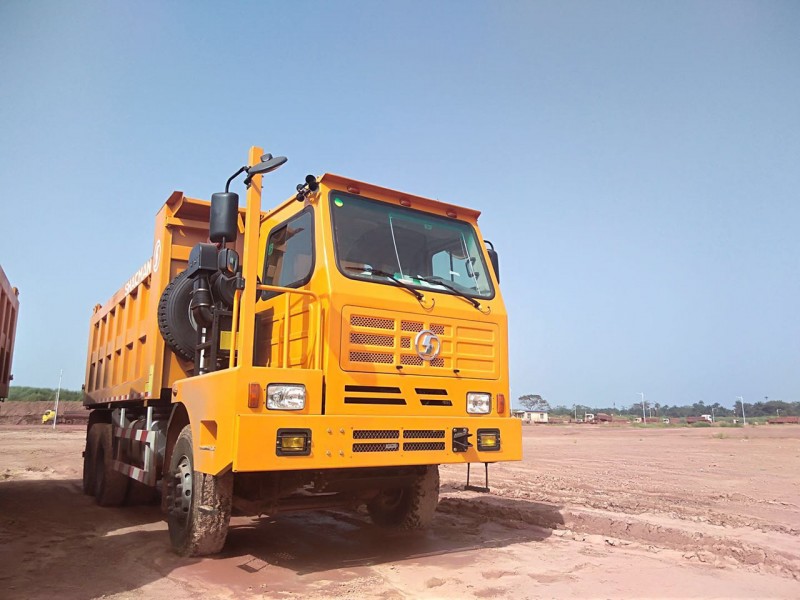 偏駕駛室自卸車(chē)6X4