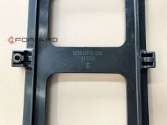 DZ95189761030,Battery frame L3000,濟南向前汽車配件有限公司