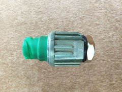 DZ9100586212,離合器-輔助制動開關(guān)(常閉)Auxiliary brake switch (normally closed),濟南向前汽車配件有限公司
