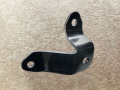 81.43740.0134,穩(wěn)定桿右支架。Stabilizer bar right bracket,濟(jì)南向前汽車配件有限公司