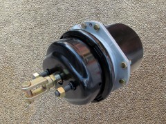 LG7118362002,Rear brake chamber,濟(jì)南向前汽車(chē)配件有限公司