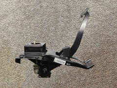 LG9700363002,brake pedal,濟南向前汽車配件有限公司