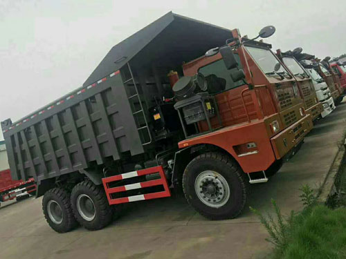 礦車(chē)（2）ZZ5707S3840AJ,品牌：HOWO 70礦
