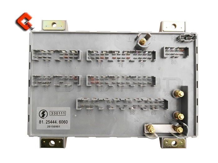 DZ9100586400,Central electrical installation panel,濟(jì)南向前汽車(chē)配件有限公司