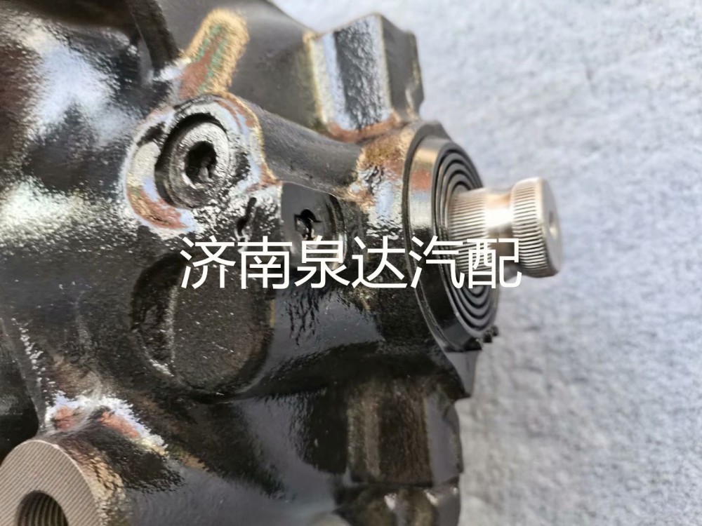 適配中通宇通金龍大宇青年安凱公交車客車轉(zhuǎn)向機方向機/8098957133