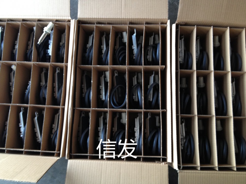WG1034121234大流量汕德卡氮氧傳感器濟(jì)南信發(fā),WG1034121234大流量汕德卡氮氧傳感器濟(jì)南信發(fā),濟(jì)南信發(fā)汽車配件有限公司